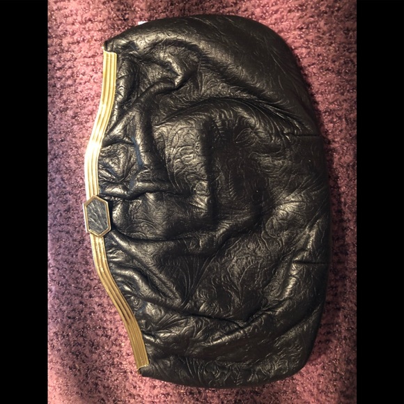 Versatile elegant black leather purse - Picture 2 of 4